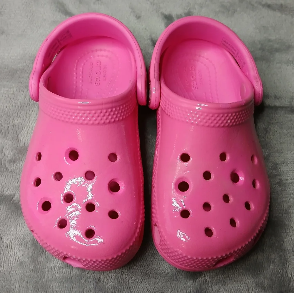 CROCS Kids Bright Pink Sandals‎